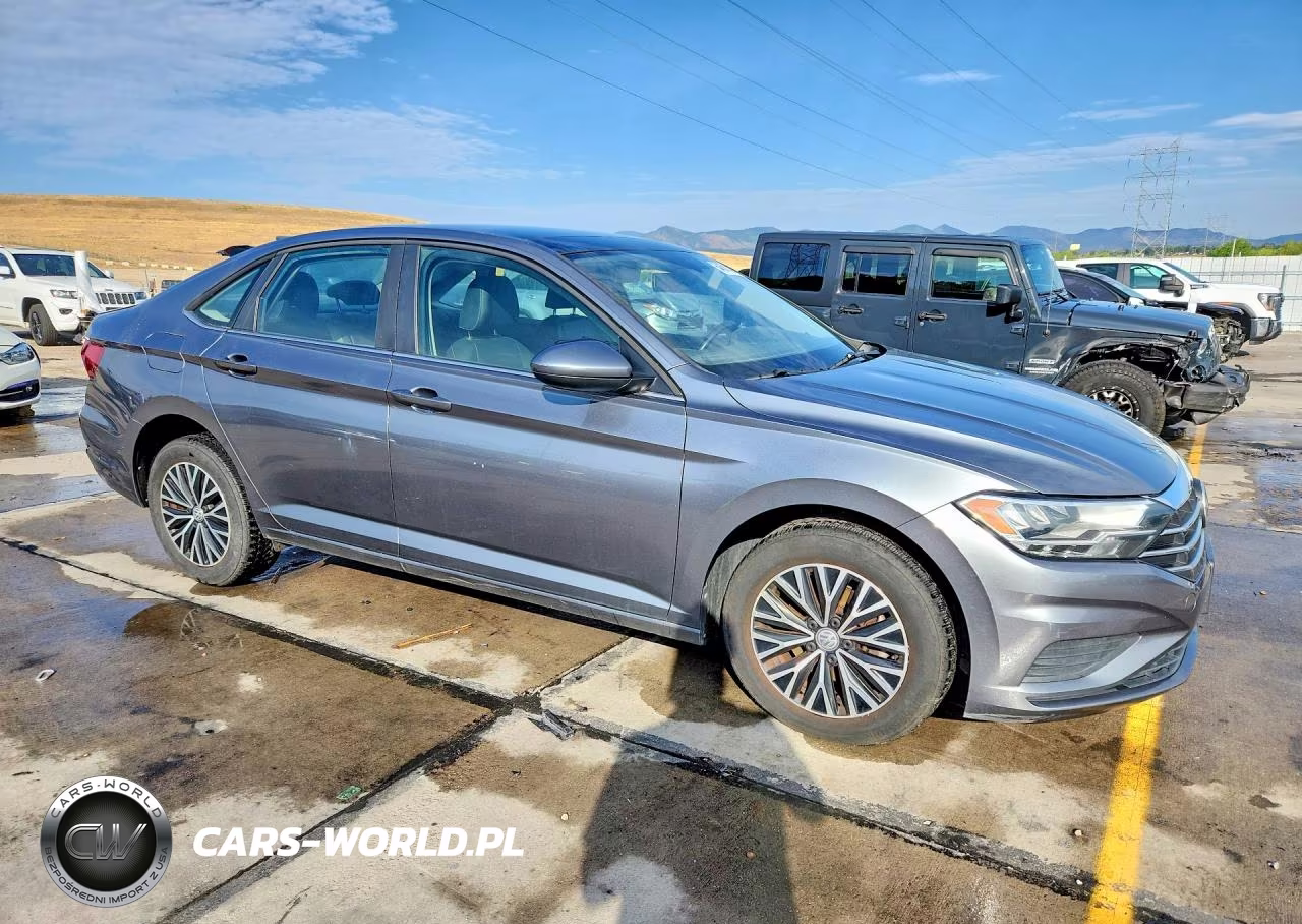 2019 Volkswagen Jetta S VIN:3VWC57BU9KM188411 - 4