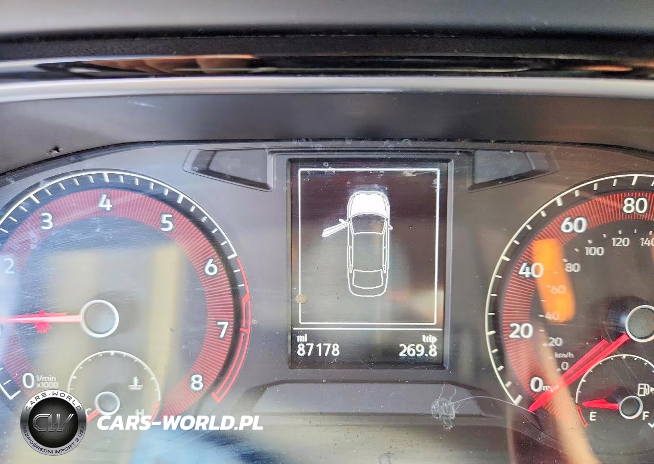 2019 Volkswagen Jetta S VIN:3VWC57BU9KM188411 - 9