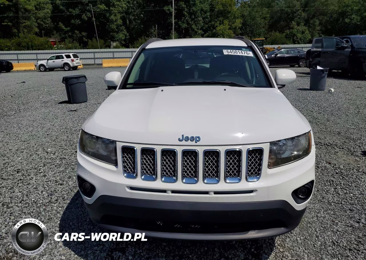 2016 Jeep Compass Latitude VIN:1C4NJCEA8GD664409 - 5