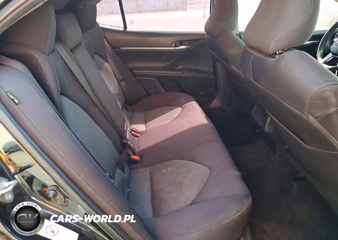 2019 Toyota Camry -Le- VIN:4T1B11HK1KU231529 - 10
