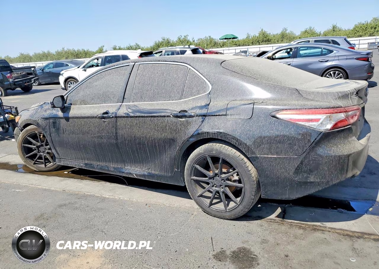 2019 Toyota Camry -Le- VIN:4T1B11HK1KU231529 - 2