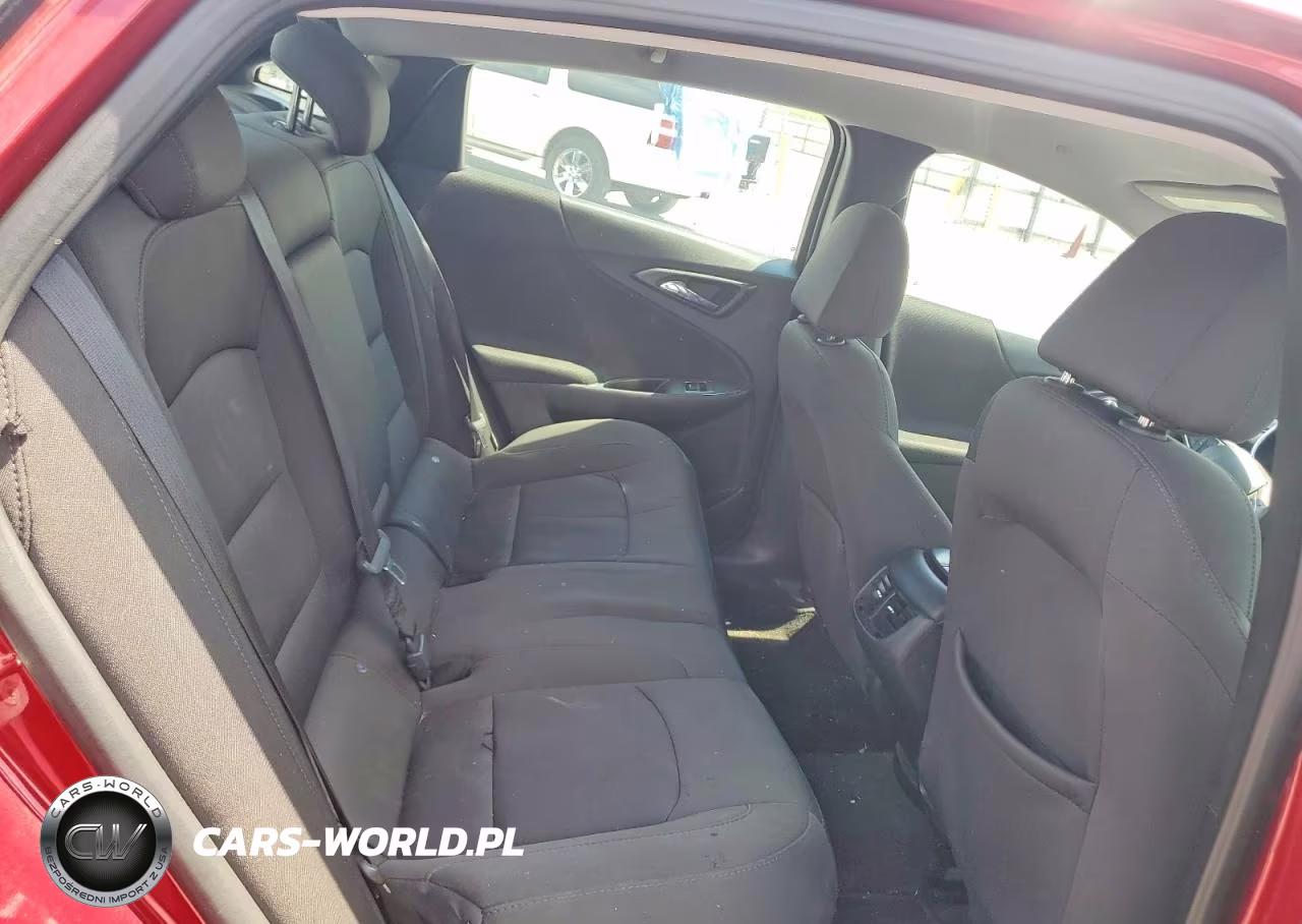 2018 Chevrolet Malibu Lt VIN:1G1ZD5STXJF139530 - 10