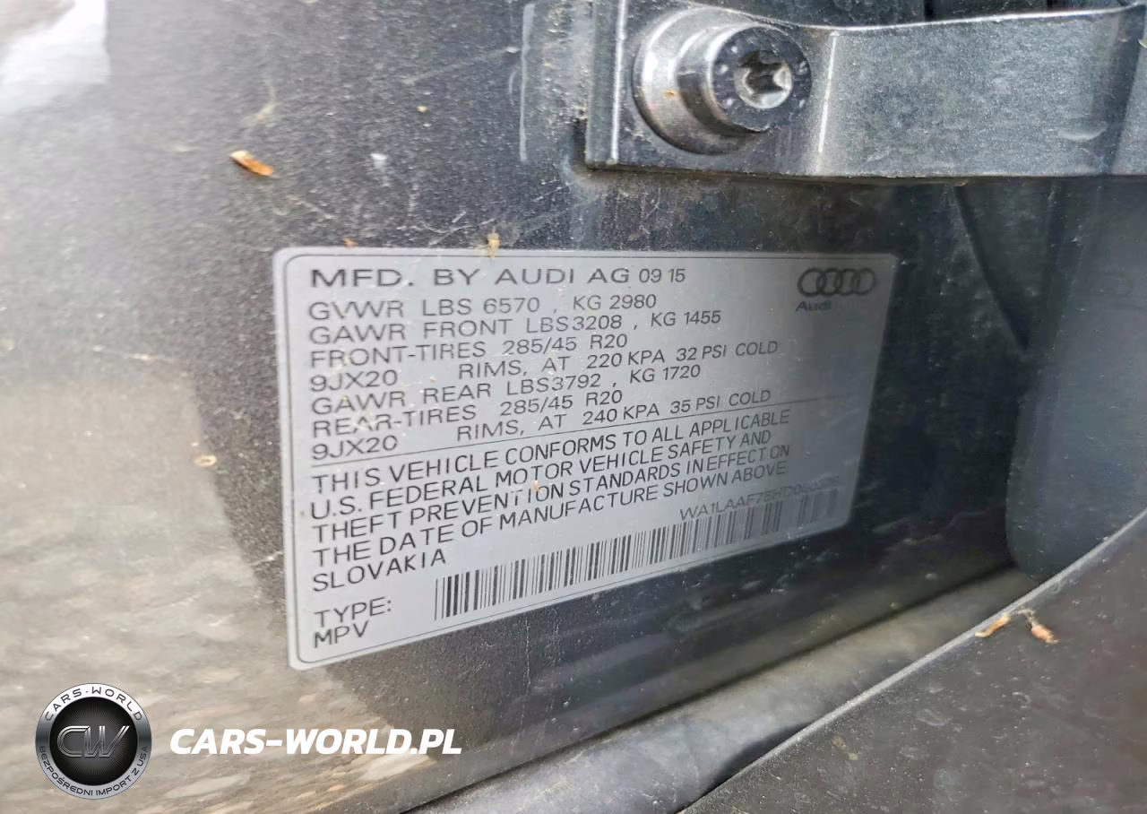 2017 Audi Q7 Premium Plus VIN:WA1LAAF75HD000370 - 13