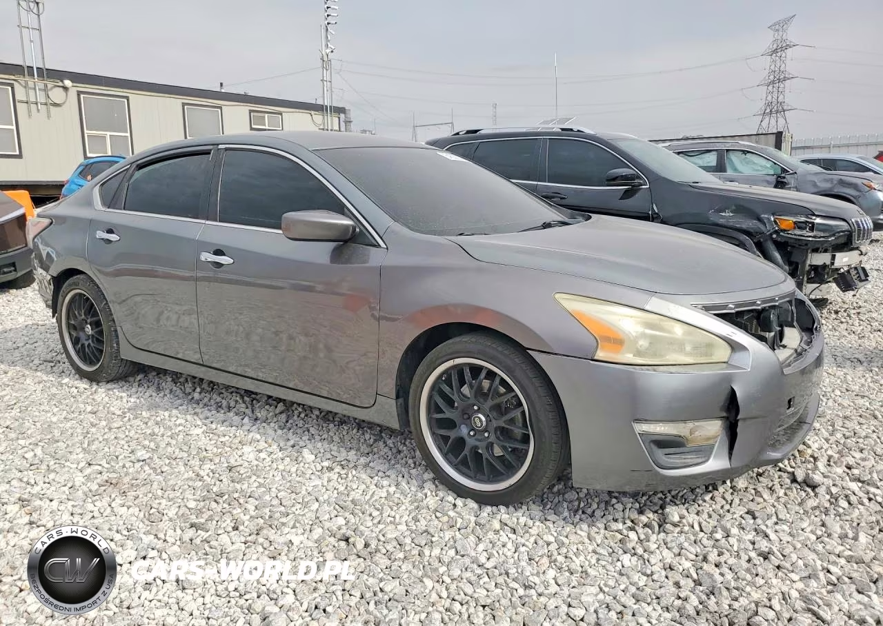 2014 Nissan Altima 2.5 S VIN:1N4AL3AP9EC292901 - 4