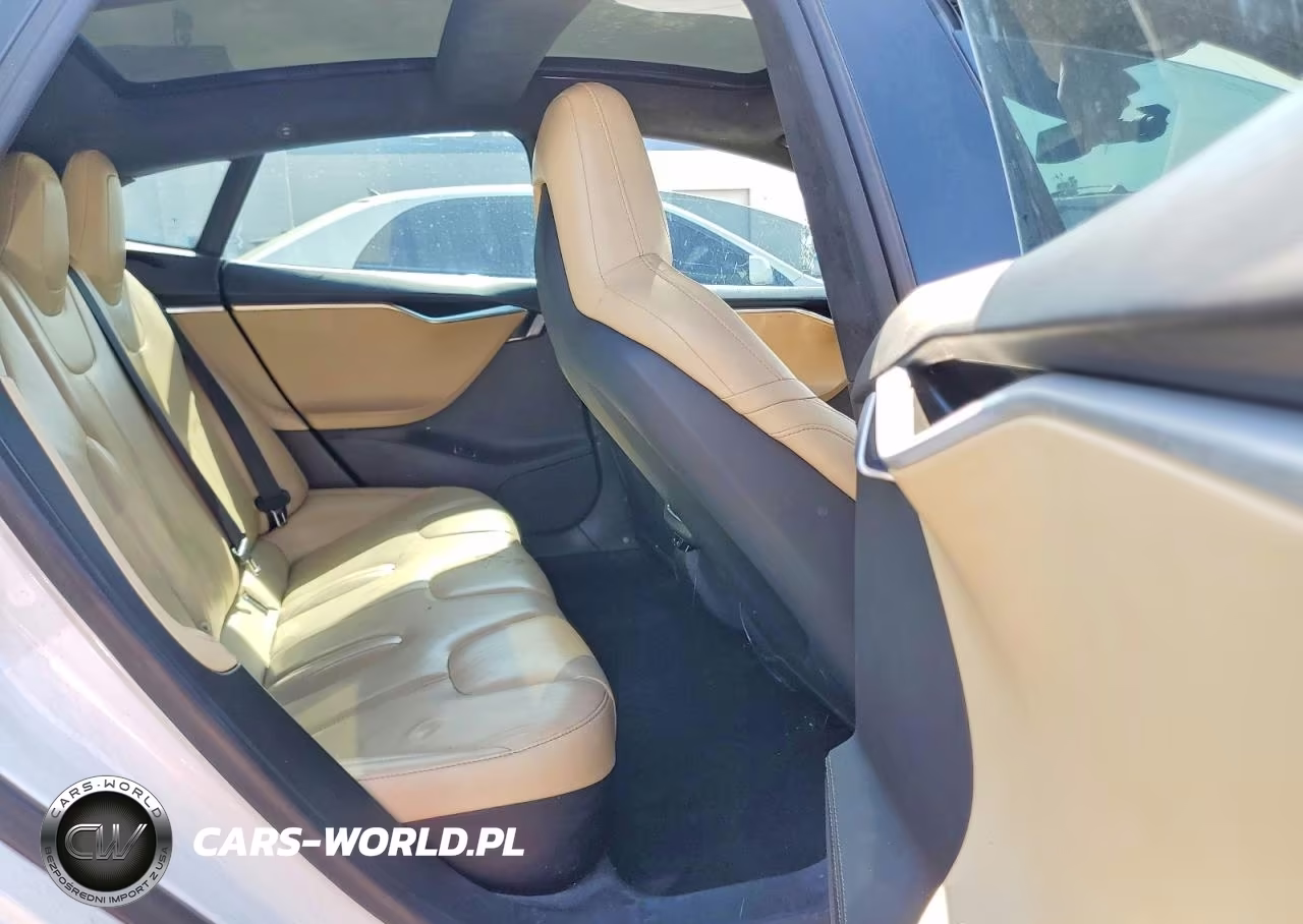 2015 Tesla Model S VIN:5YJSA1E12FF115562 - 10