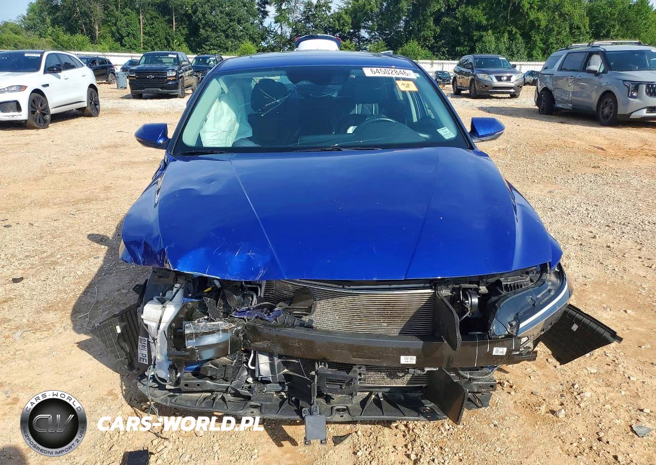 2025 Hyundai Elantra Limited VIN:KMHLP4DG8SU979121 - 5