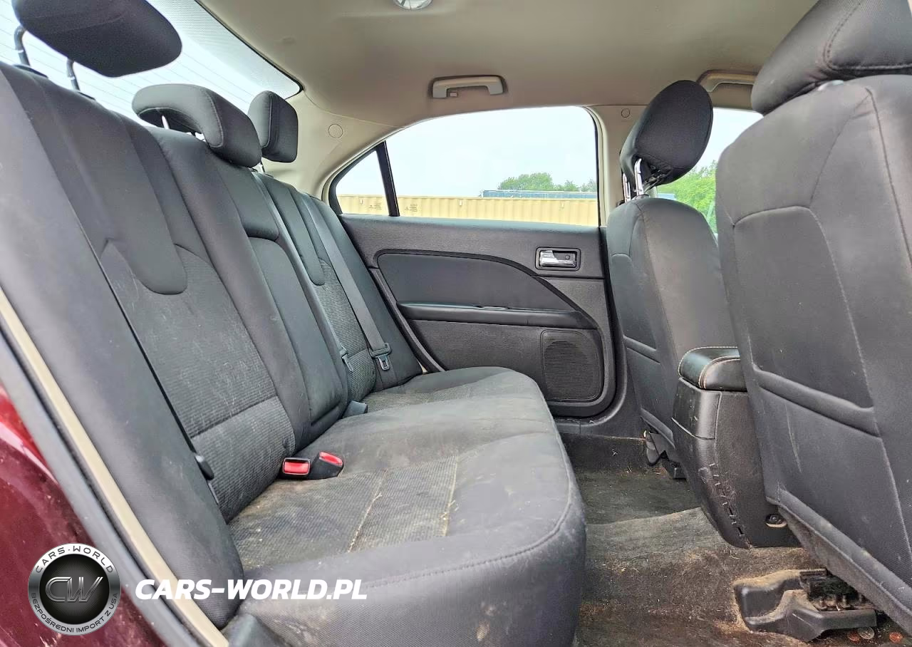 2012 Ford Fusion Se VIN:3FAHP0HA2CR315811 - 10
