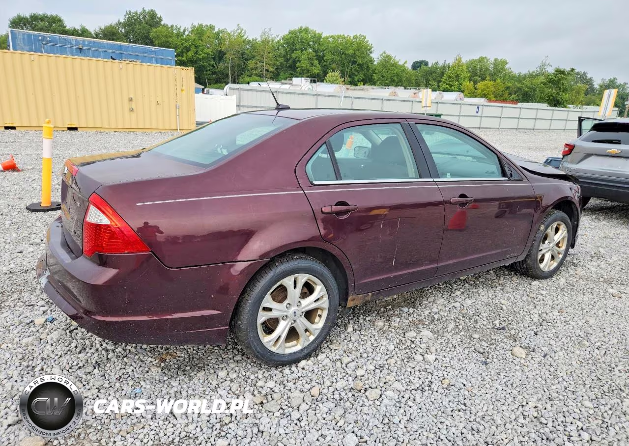 2012 Ford Fusion Se VIN:3FAHP0HA2CR315811 - 3