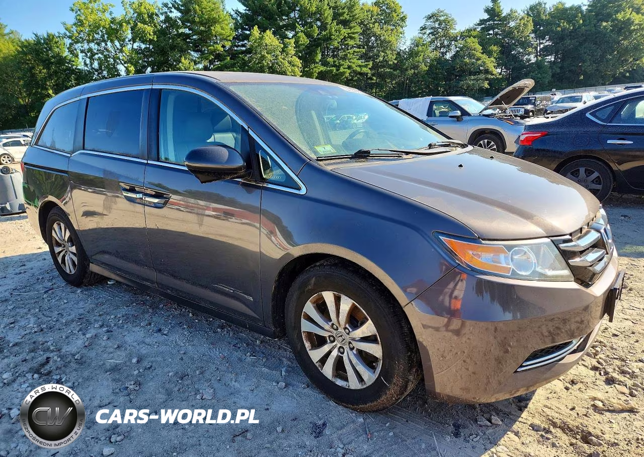 2015 Honda Odyssey Exl VIN:5FNRL5H66FB109657 - 4