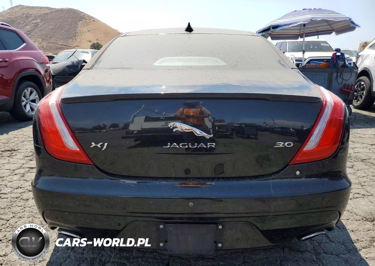 2016 Jaguar Xj VIN:SAJWA1C74G8W03018 - 6