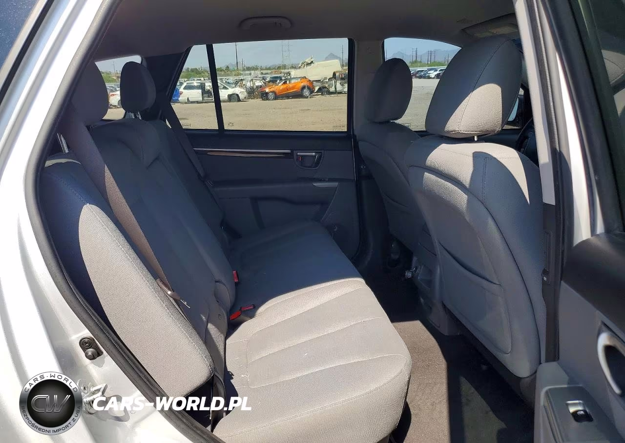 2012 Hyundai Santa Fe Gls VIN:5XYZGDABXCG140288 - 10