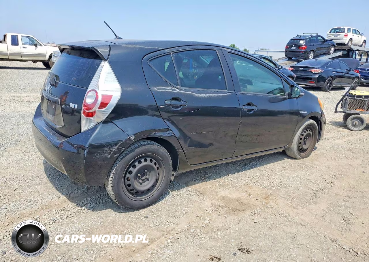 2012 Toyota Prius C One VIN:JTDKDTB38C1515123 - 3