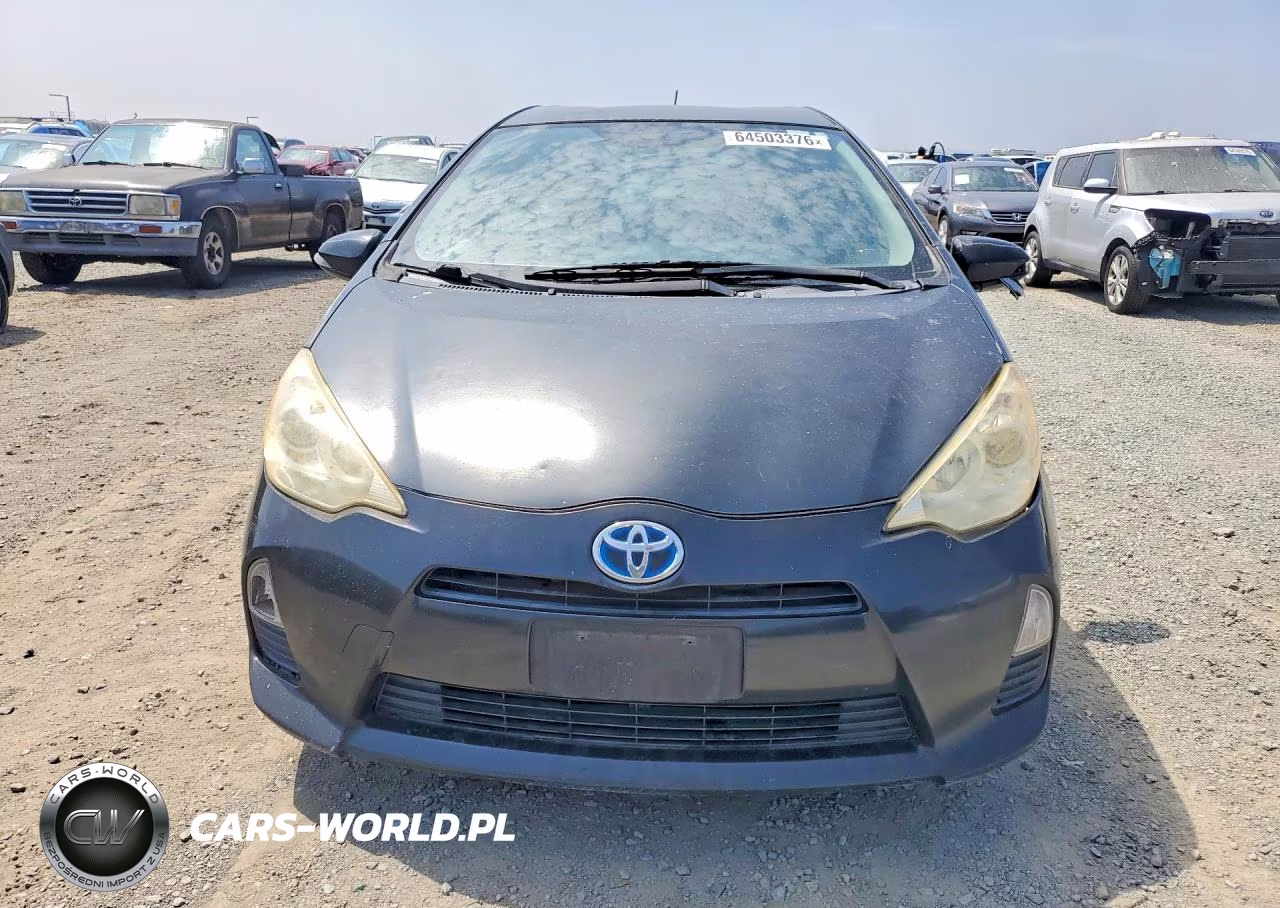 2012 Toyota Prius C One VIN:JTDKDTB38C1515123 - 5