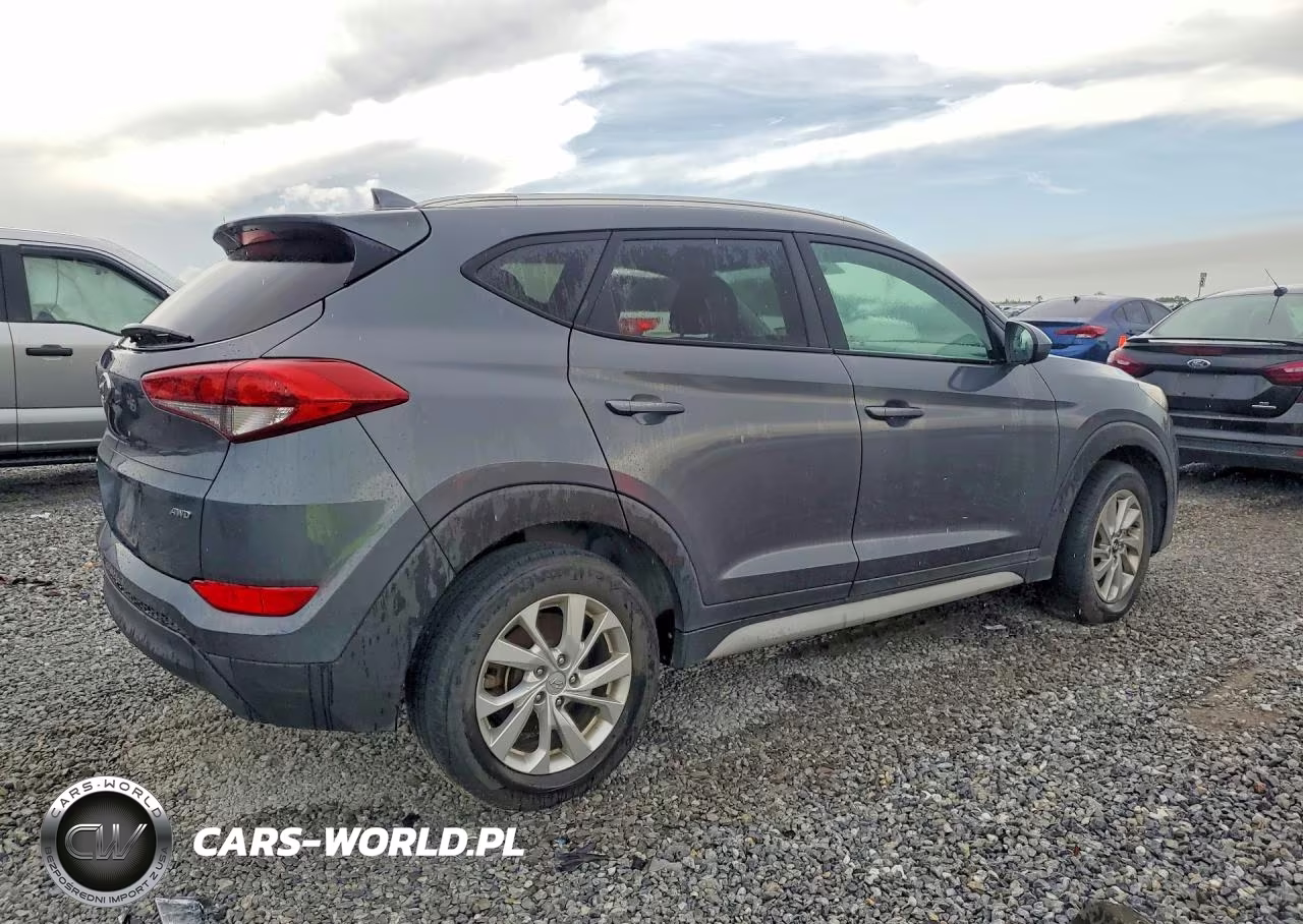 2018 Hyundai Tucson Sel VIN:KM8J3CA41JU676168 - 3
