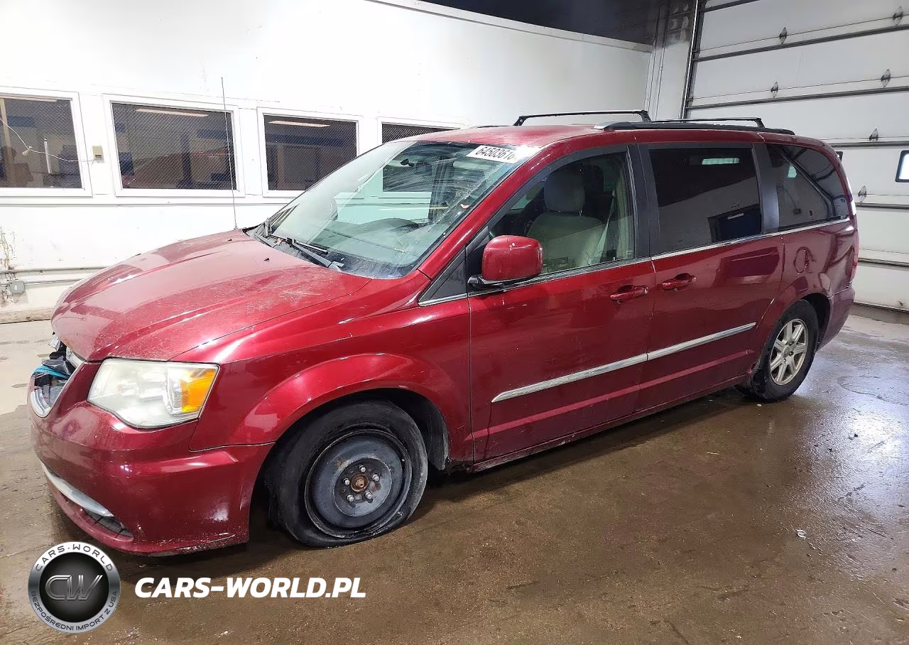 2011 Chrysler Town & Country Touring
