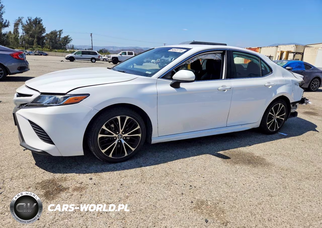 2020 Toyota Camry Se