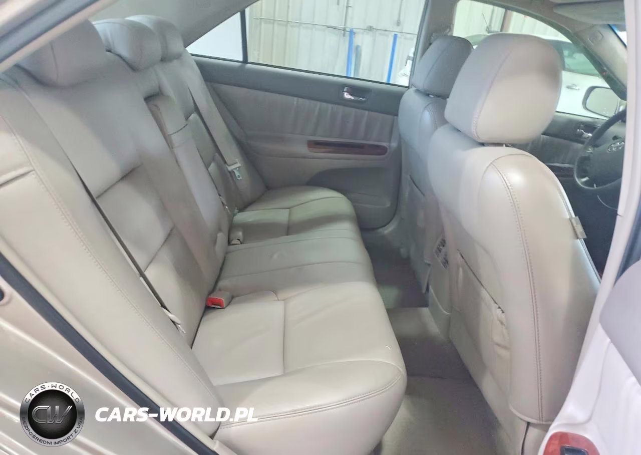 2005 Toyota Camry Xle VIN:4T1BE30K65U008404 - 10