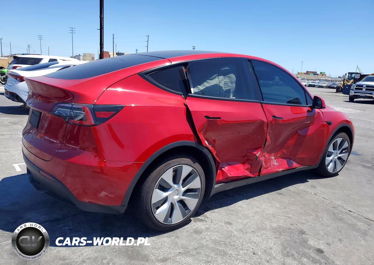 2020 Tesla Model Y VIN:5YJYGDEE8LF051259 - 3