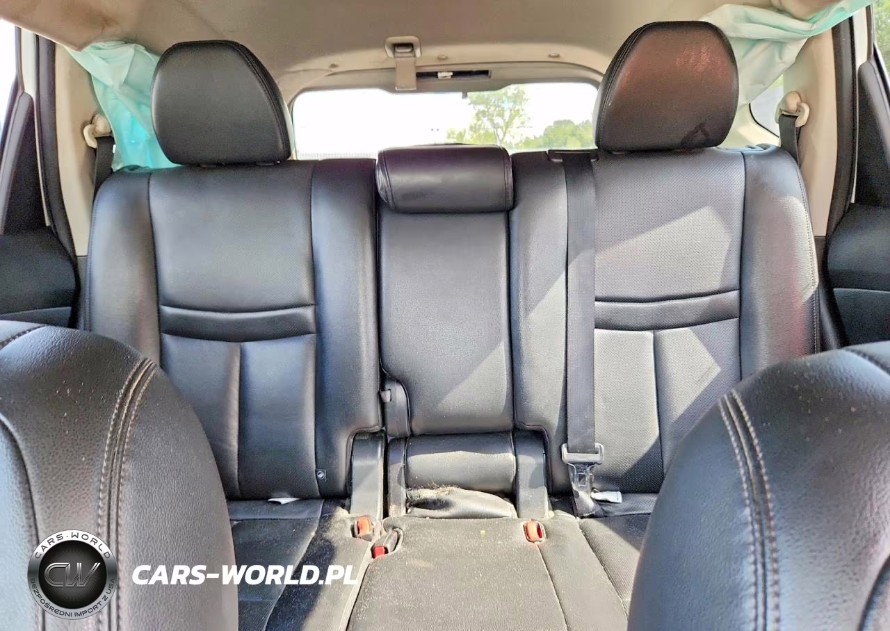 2015 Nissan Rogue Sl VIN:5N1AT2MV0FC902082 - 10