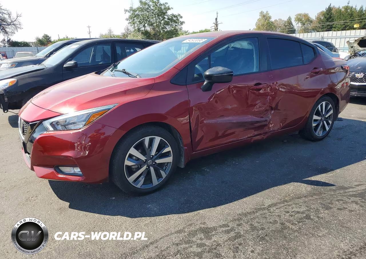 2020 Nissan Versa Sr