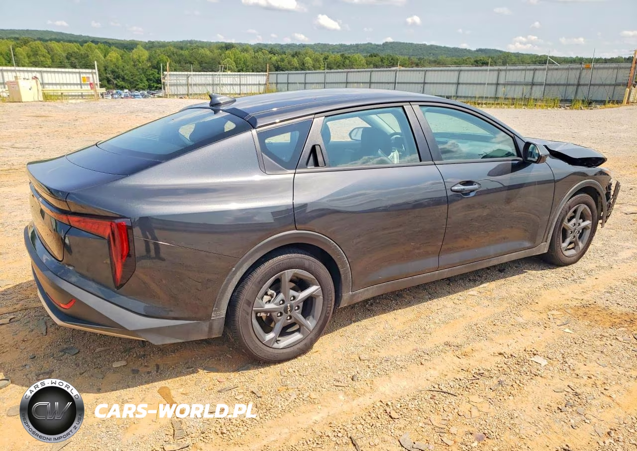 2025 Kia K4 Lxs VIN:3KPFT4DE7SE219191 - 3