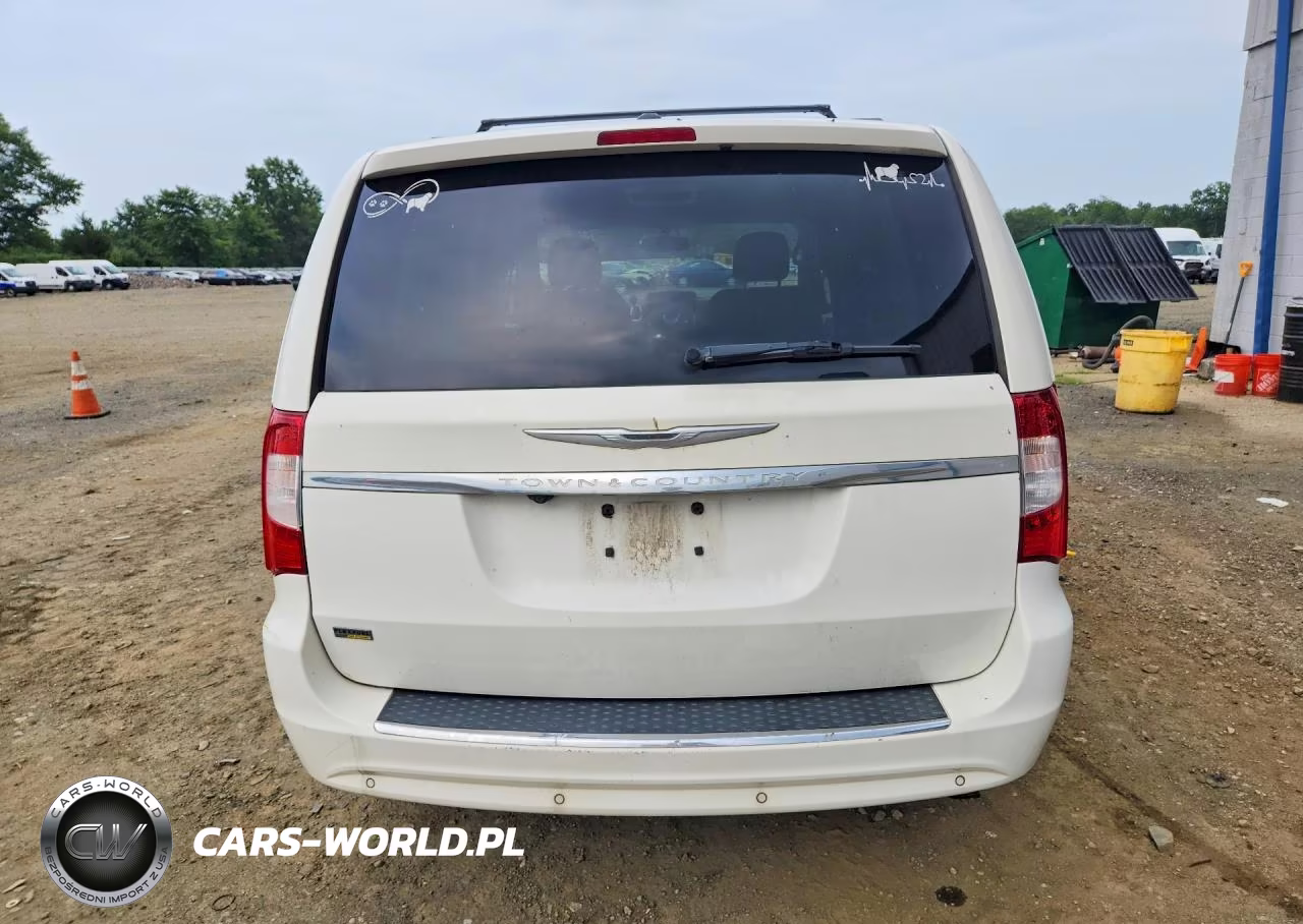 2011 Chrysler Town & Country Touring VIN:2A4RR5DG9BR763574 - 6