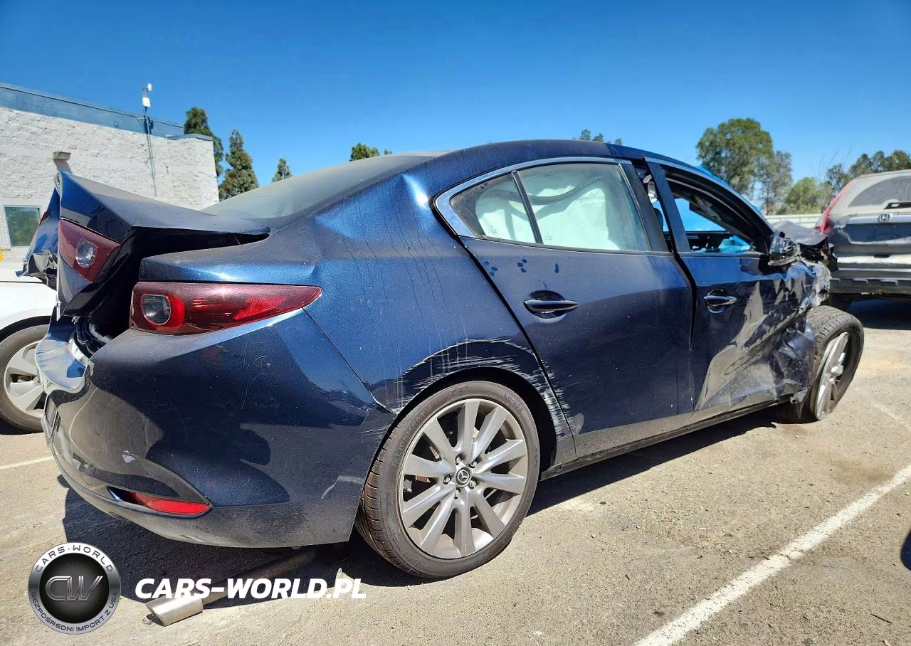 2023 Mazda 3 Preferred VIN:3MZBPACM1PM354428 - 3