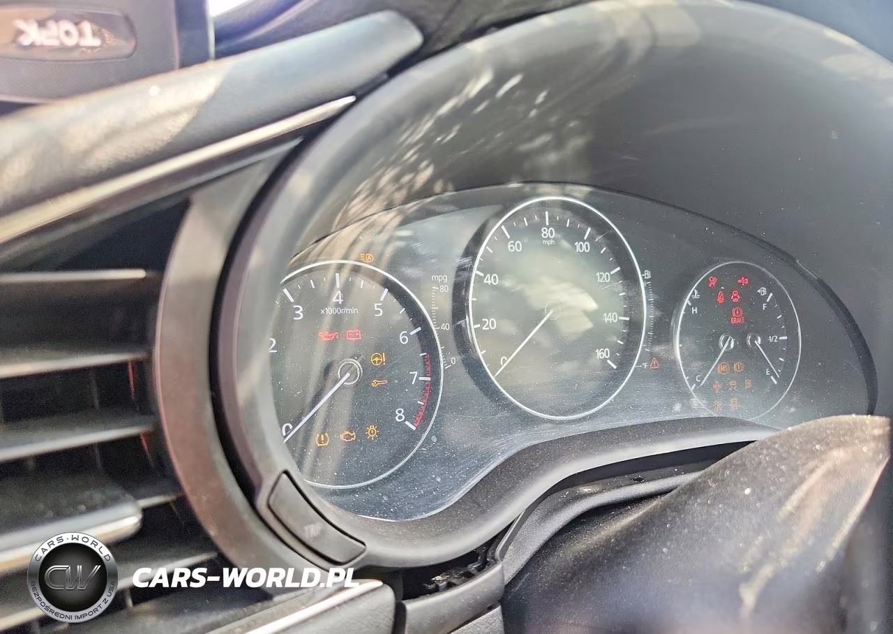 2023 Mazda 3 Preferred VIN:3MZBPACM1PM354428 - 9