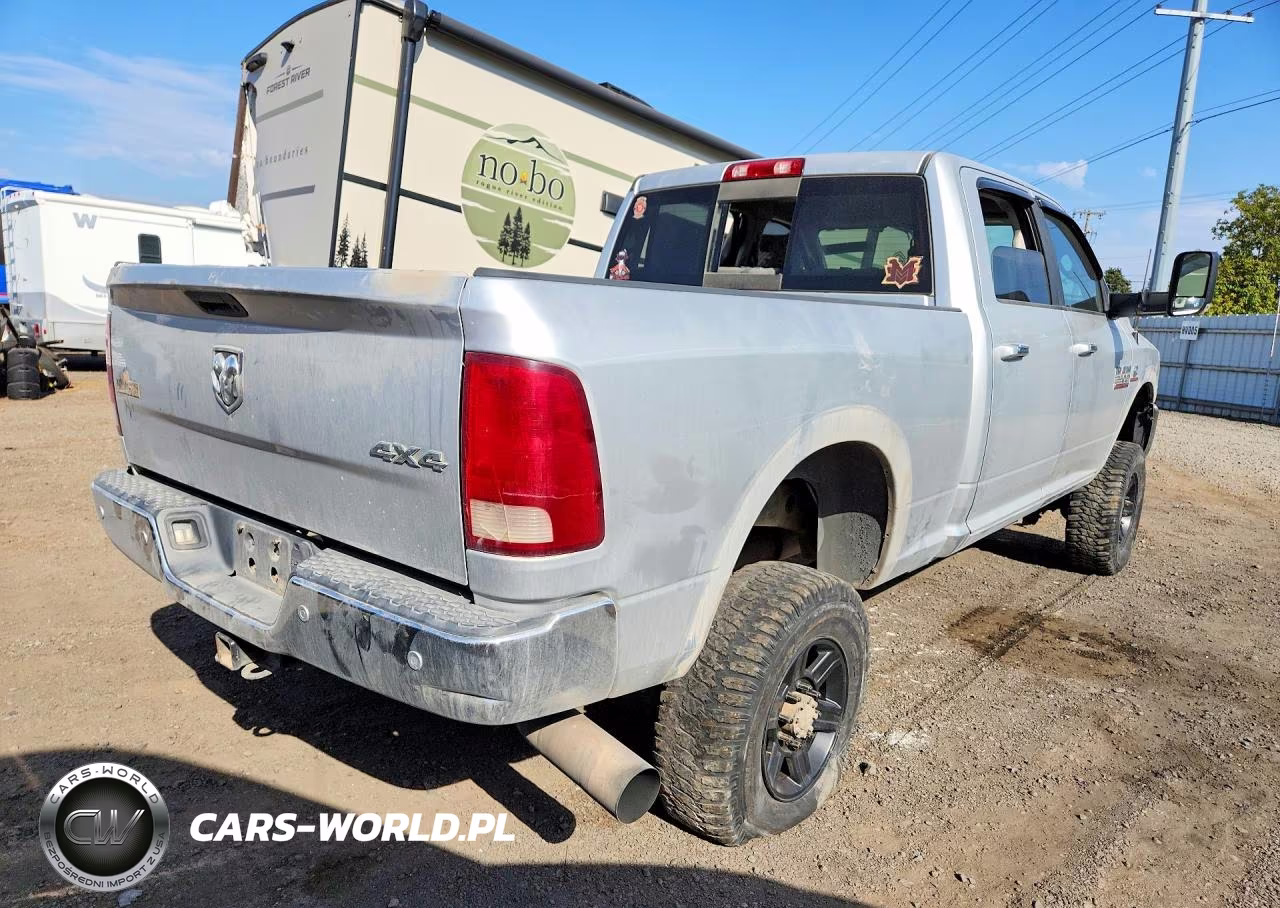 2018 Ram 3500 Slt VIN:3C63R3DLXJG423388 - 3