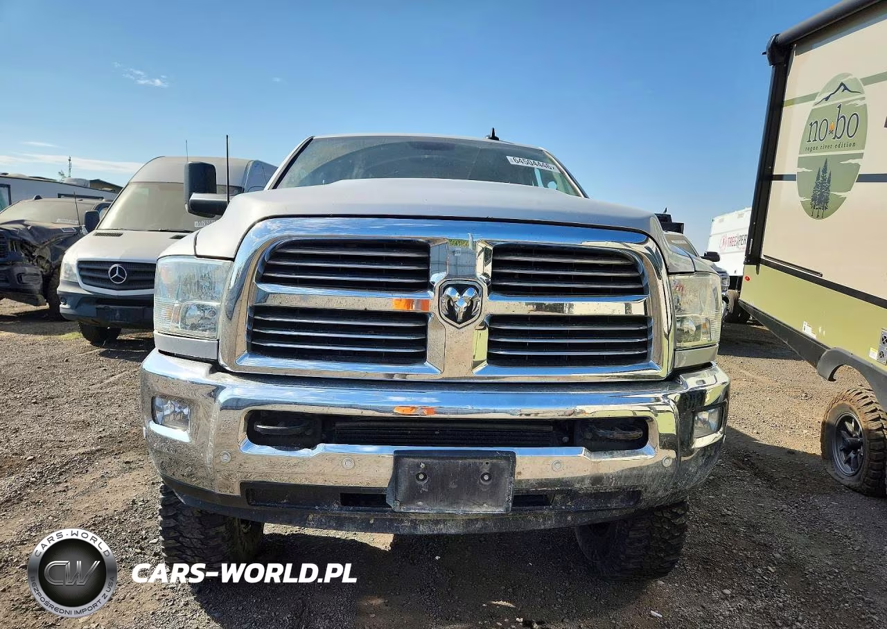 2018 Ram 3500 Slt VIN:3C63R3DLXJG423388 - 5