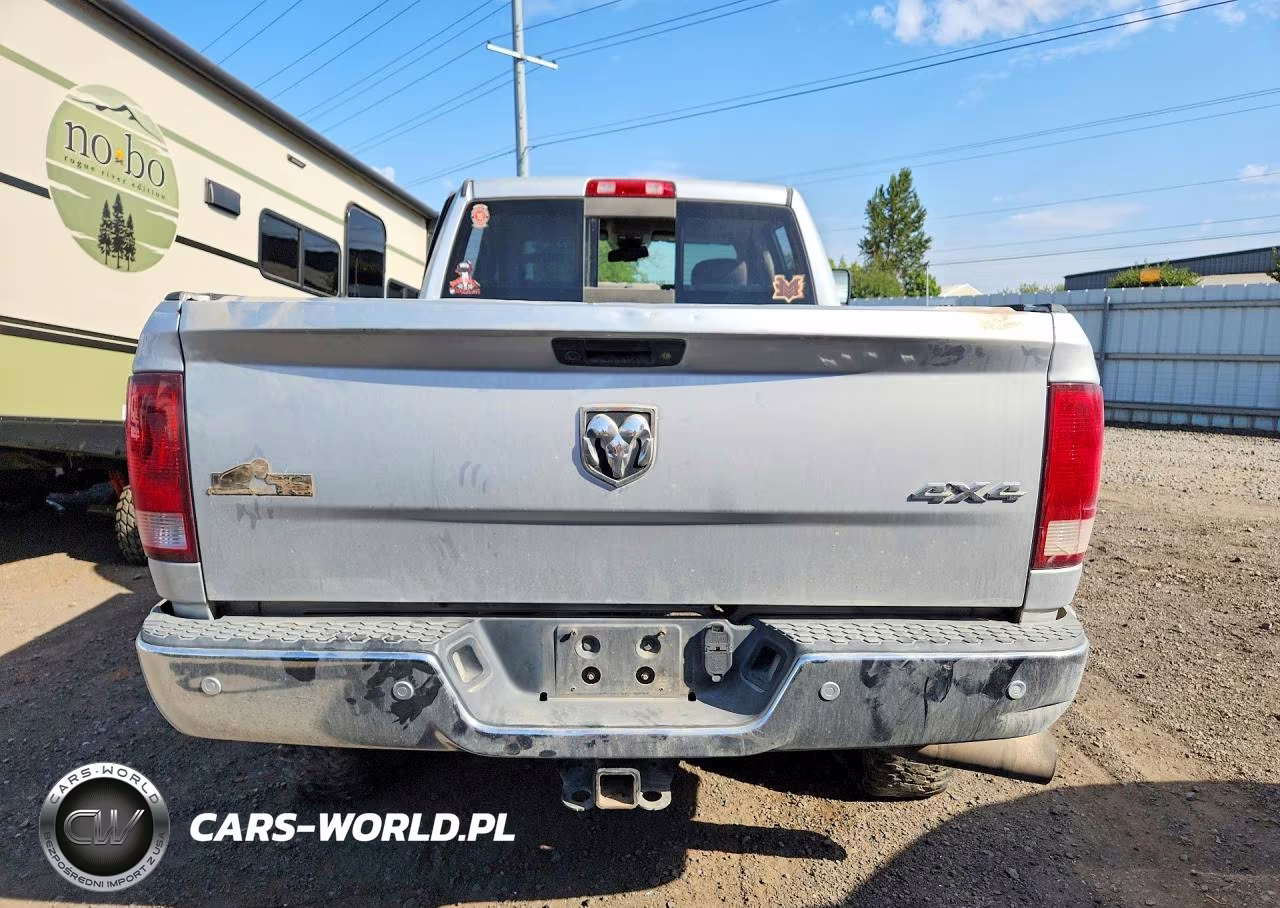 2018 Ram 3500 Slt VIN:3C63R3DLXJG423388 - 6