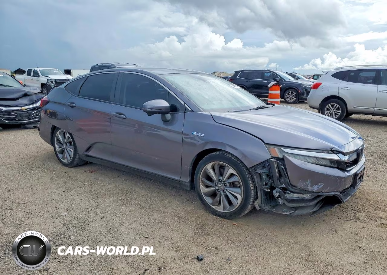2018 Honda Clarity Touring VIN:JHMZC5F37JC017499 - 4