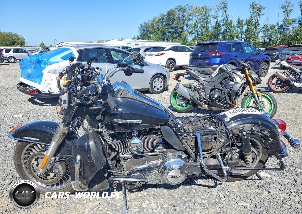 2013 Harley-Davidson Flhtk Electra Glide Ultra Limited VIN:1HD1KEM11DB655887 - 3