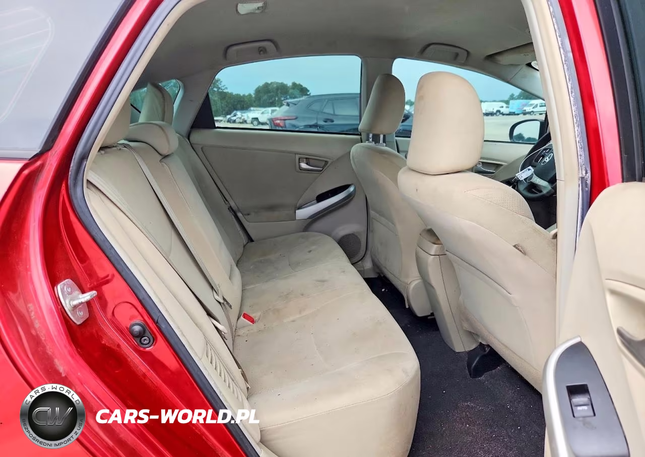2014 Toyota Prius Two VIN:JTDKN3DU9E1773933 - 10