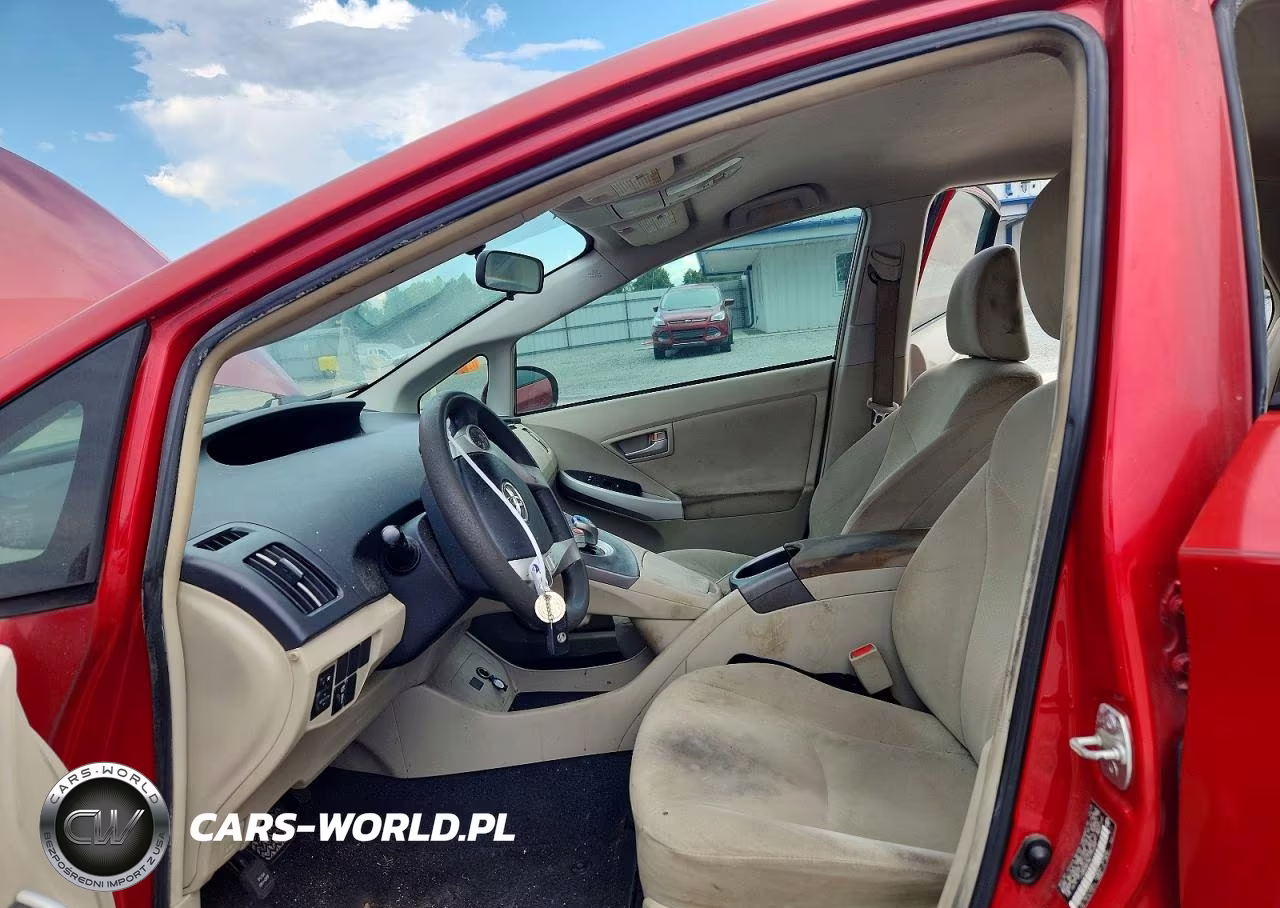 2014 Toyota Prius Two VIN:JTDKN3DU9E1773933 - 7