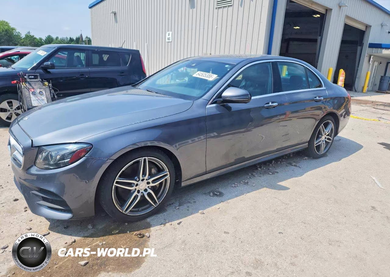 2017 Mercedes-Benz E 300 4Matic