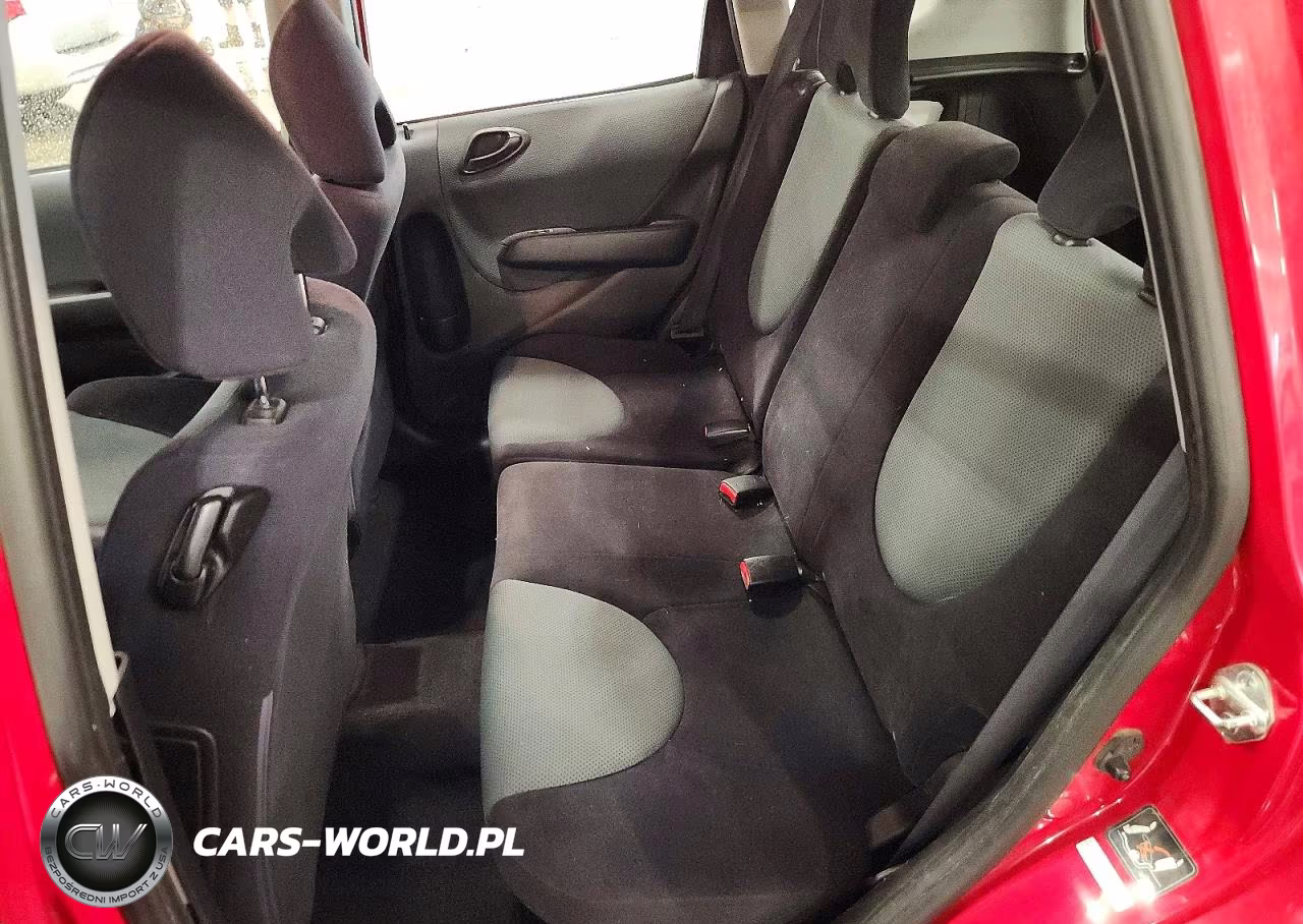 2008 Honda Fit Sport VIN:JHMGD386X8S020588 - 10
