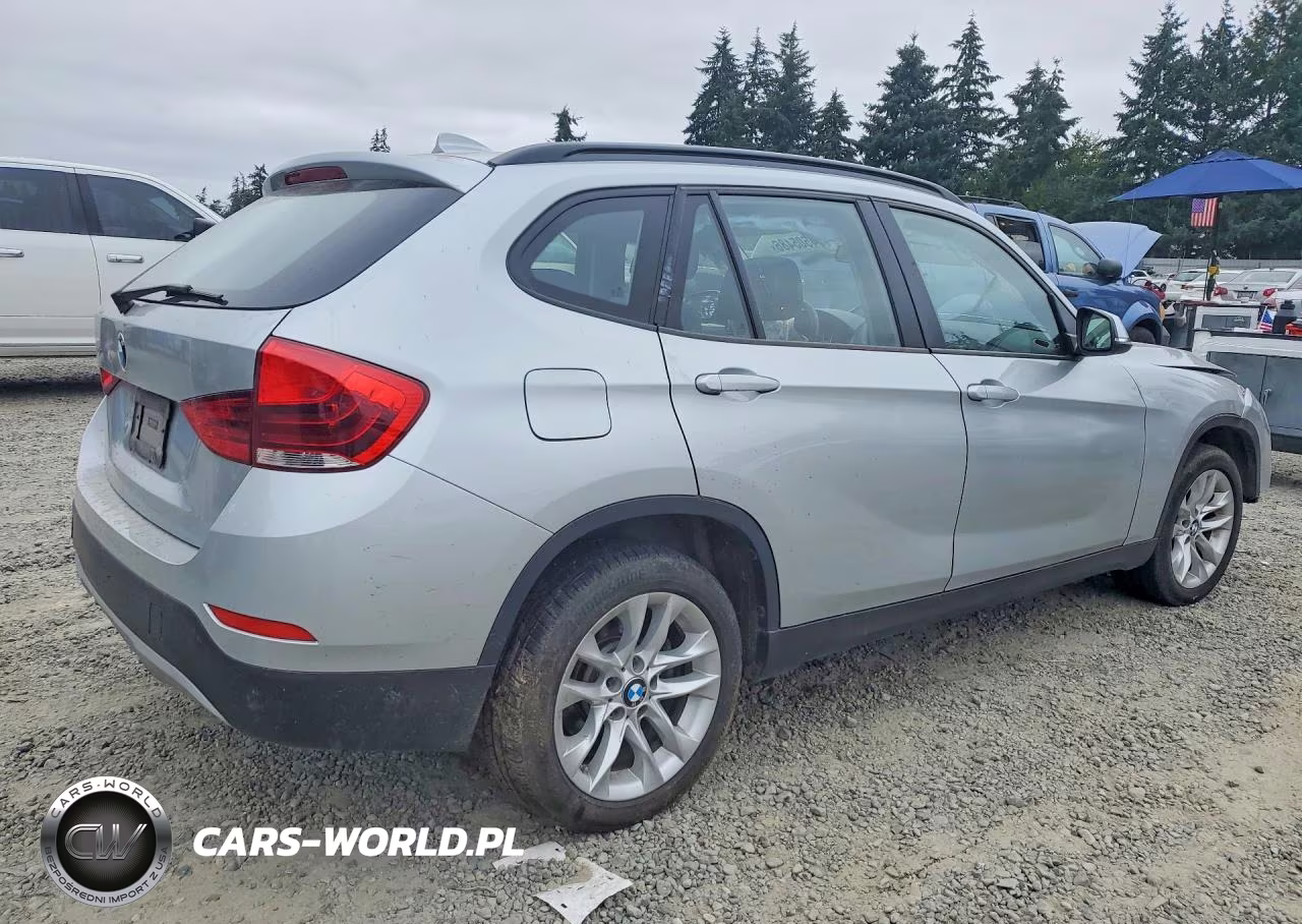 2015 BMW X1 xDrive28I VIN:WBAVL1C56FVY34079 - 3