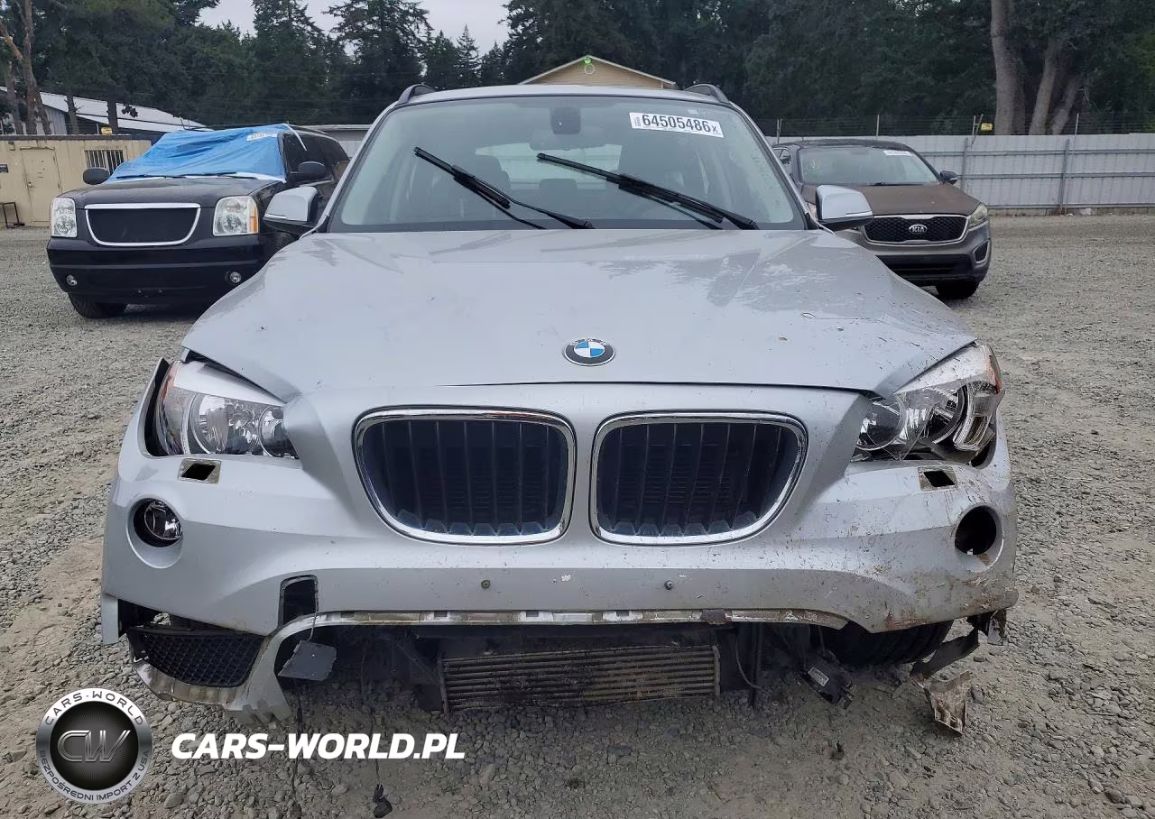 2015 BMW X1 xDrive28I VIN:WBAVL1C56FVY34079 - 5