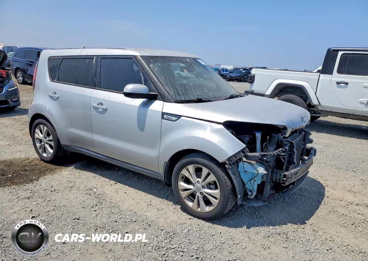 2015 Kia Soul + VIN:KNDJP3A55F7770223 - 4