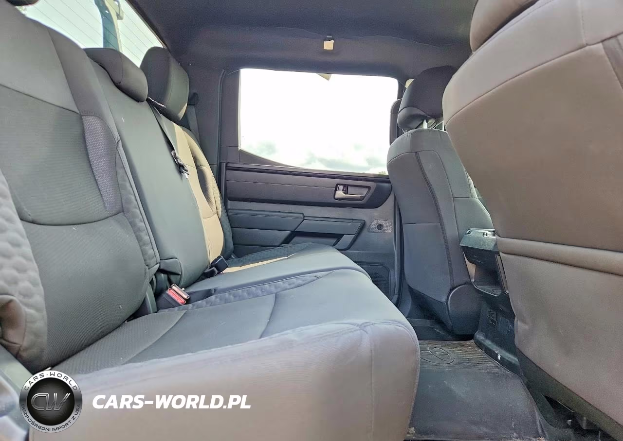 2025 Toyota Tundra Sr5 VIN:5TFLA5DB2SX240311 - 10