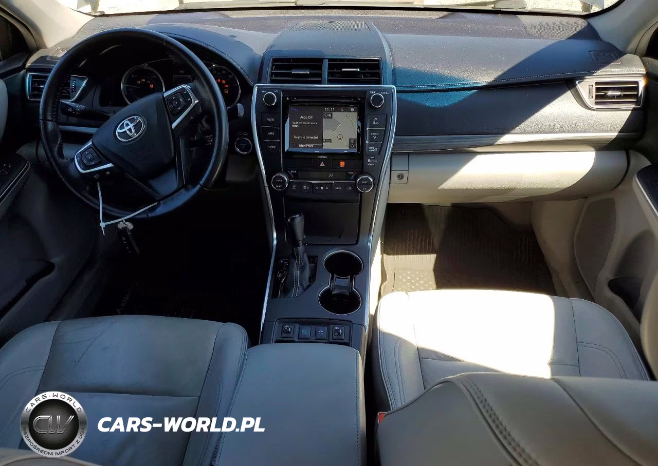 2016 Toyota Camry Hybrid Xle VIN:4T1BD1FK1GU186318 - 8