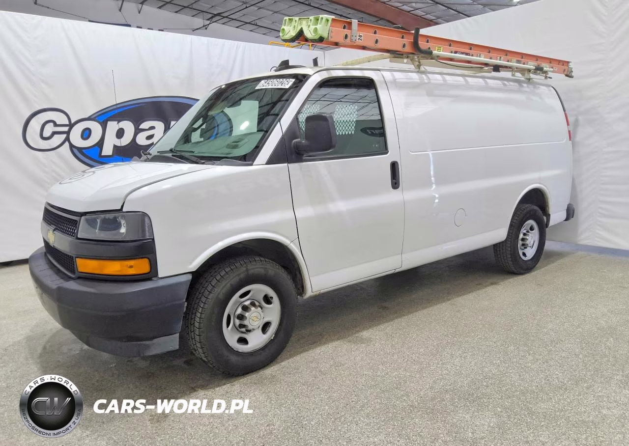 2020 Chevrolet Express G2500