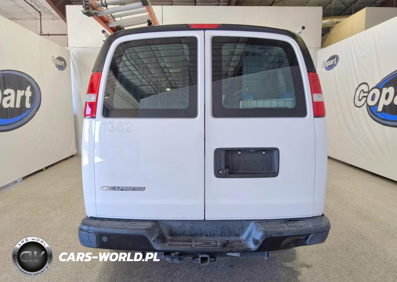 2020 Chevrolet Express G2500 VIN:1GCWGAFP6L1260689 - 6