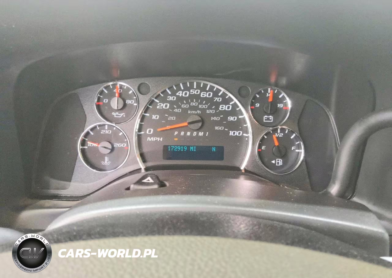 2020 Chevrolet Express G2500 VIN:1GCWGAFP6L1260689 - 9