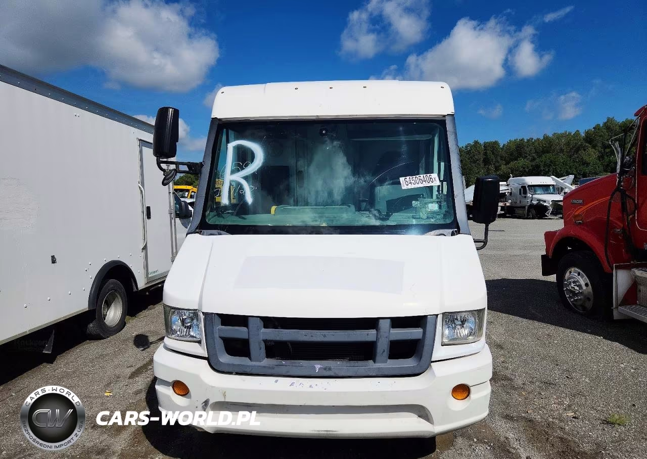 2016 Isuzu Reach Delivery Truck VIN:JALB4T175G7W00006 - 10