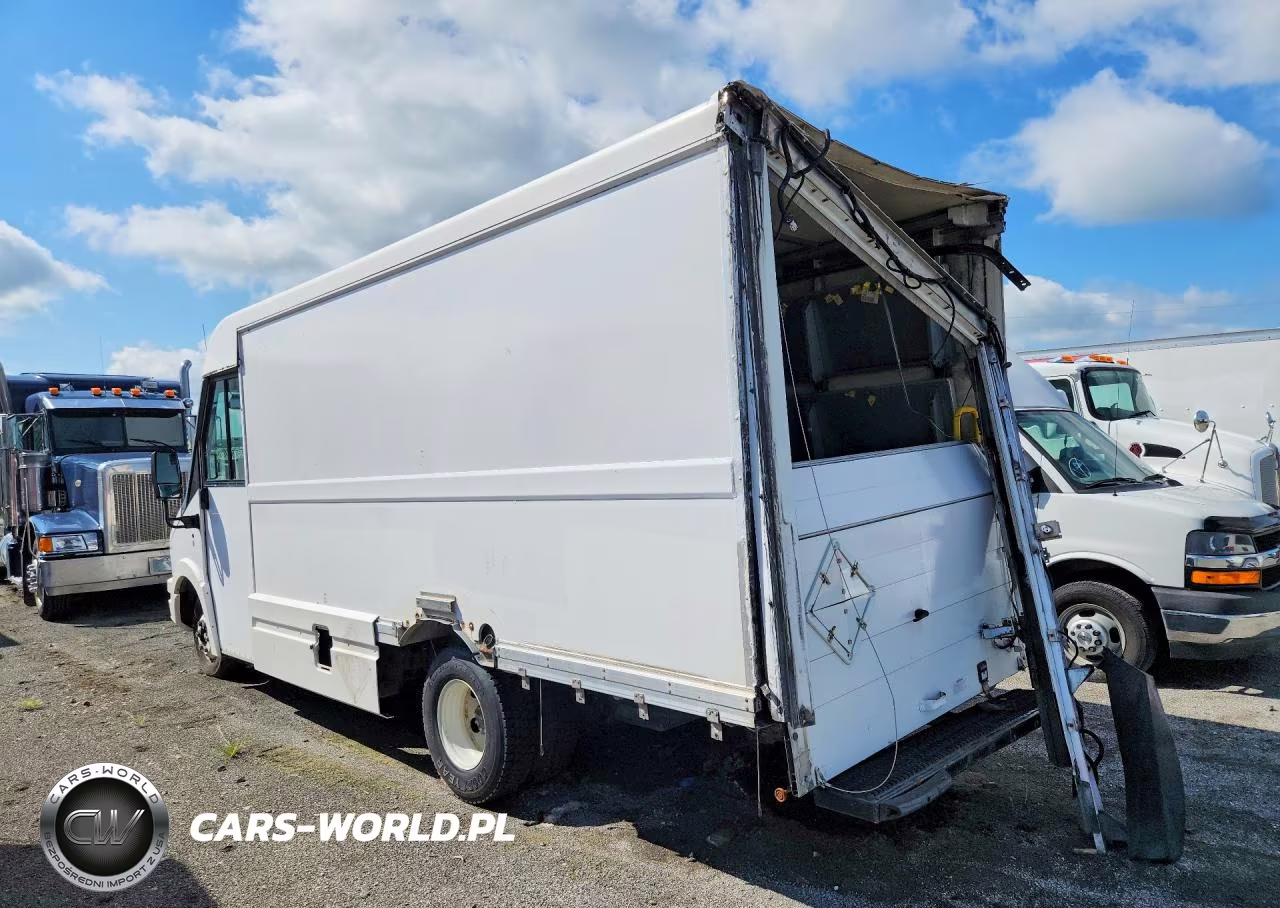2016 Isuzu Reach Delivery Truck VIN:JALB4T175G7W00006 - 2