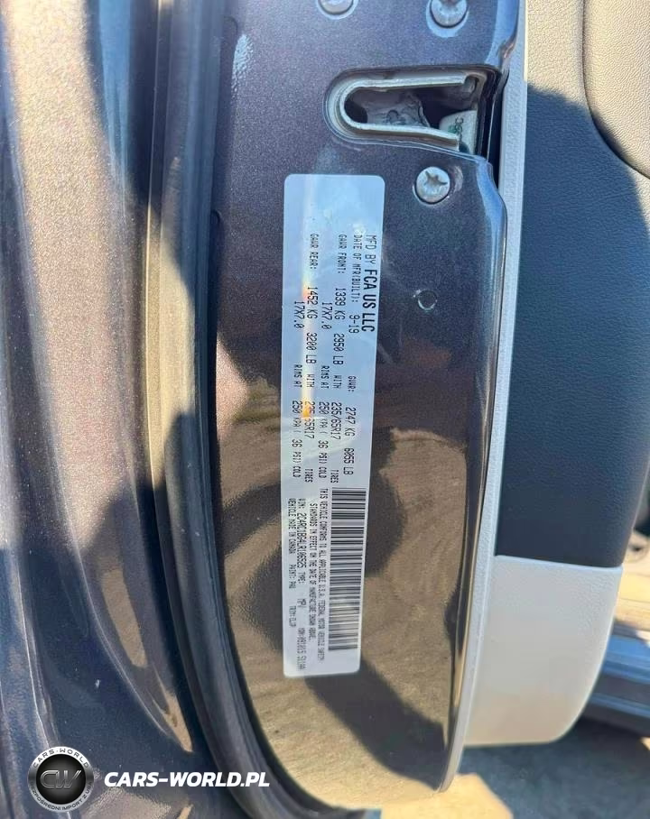 2020 Chrysler Pacifica Touring L VIN:2C4RC1BG4LR106525 - 10