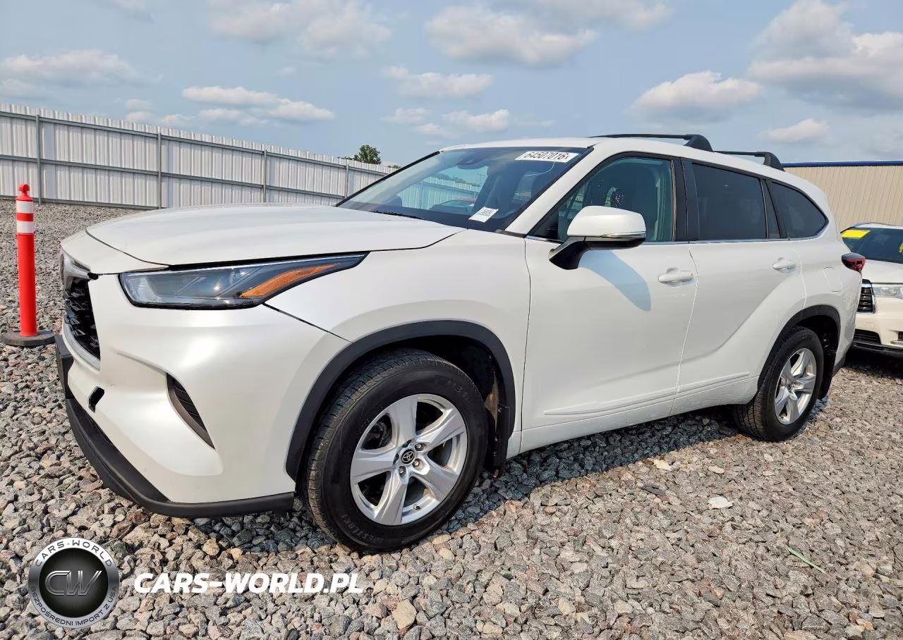 2023 Toyota Highlander L – zdjęcie 1 z 13