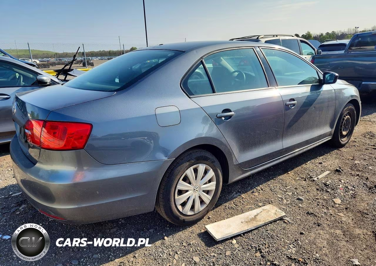 2012 Volkswagen Jetta Base VIN:3VW2K7AJ9CM468603 - 3